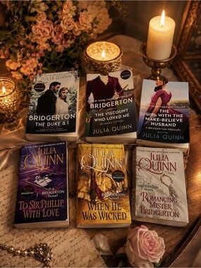 Julia Quinn Bridgerton Book Bundle Lot of 6 Romance Novels Netflix Series